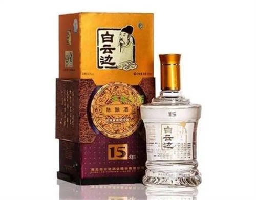 二百多一瓶的白酒有哪些品牌