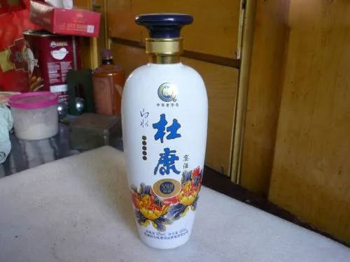 泸州老窖老窖藏品淡雅52度价格图片