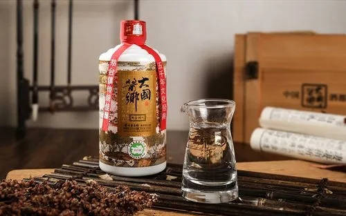 白酒浓香型好还是酱香型好