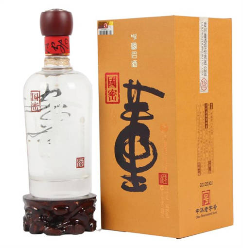 董酒是产于贵州省遵义市汇川区董公寺镇，是中国老八大名酒，董酒怎么样?