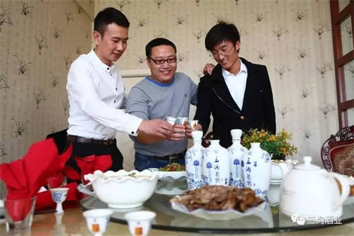 液态法白酒是纯粮酒还是勾兑酒