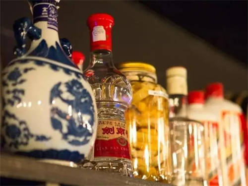 好喝的性价比纯粮食白酒有哪些