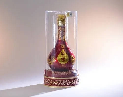 52度泸州老窖中华老字号特曲多少钱 52度泸州老窖中华老字号特曲多少钱