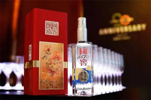 泸州老窖52度中华老字号特曲价格 泸州老窖52度中华老字号特曲价格