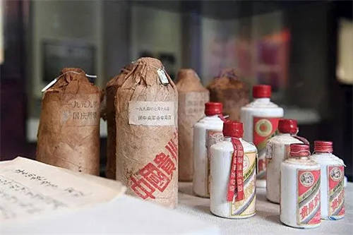 52度茅台醇黄钻多少钱一瓶 52度茅台醇黄钻多少钱一瓶