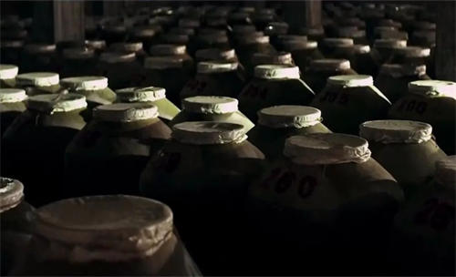 酿造白酒的坤沙工艺是什么 酿造白酒的坤沙工艺是什么