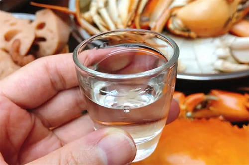 白酒的价格为什么越来越贵 白酒的价格为什么越来越贵