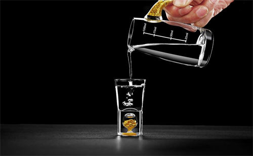 饮用白酒时的五大禁忌 饮用白酒时的五大禁忌