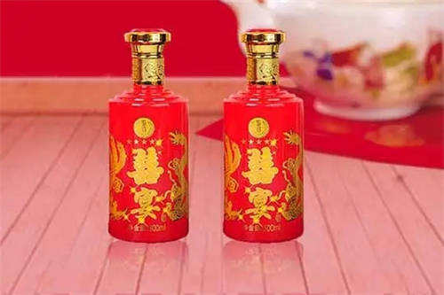 结婚婚宴实惠为主的话哪款白酒好 结婚婚宴实惠为主的话哪款白酒好