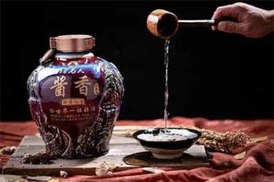年轻时喜欢啤酒，为什么随着年龄的增长越来越喜欢白酒了？