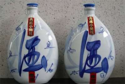 青花瓷白酒多少钱一瓶
