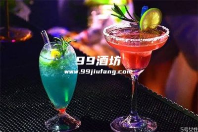 如何在家自己做一杯鸡尾酒