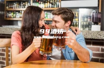 如何挑选聚会白酒酒瓶