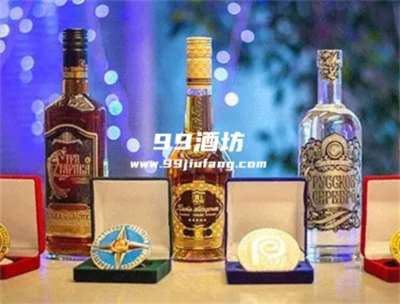 喝啤酒和白酒哪个更容易长胖