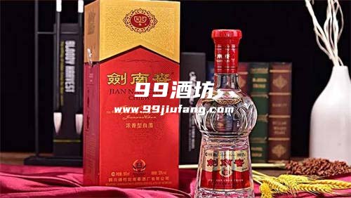 芝麻白酒泡生姜有什么功效
