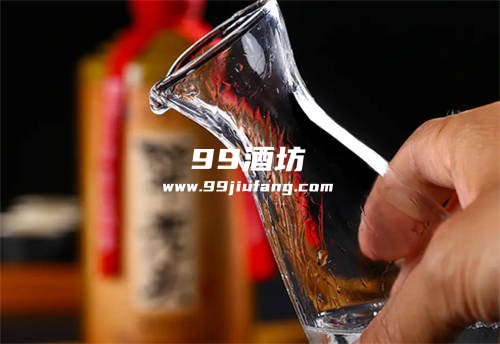 到底是高度酒好还是低度酒好