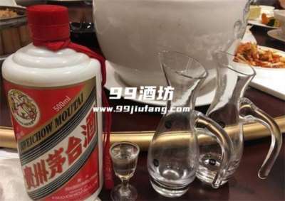 怎么区分低度陈年白酒好坏