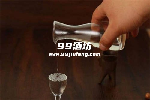 怎样将高度白酒变低度白酒