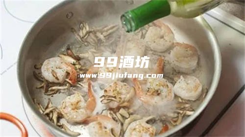 白酒炒菜可以放白糖吗