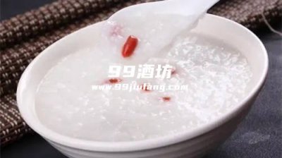 白酒喝醉喝什么粥能解酒