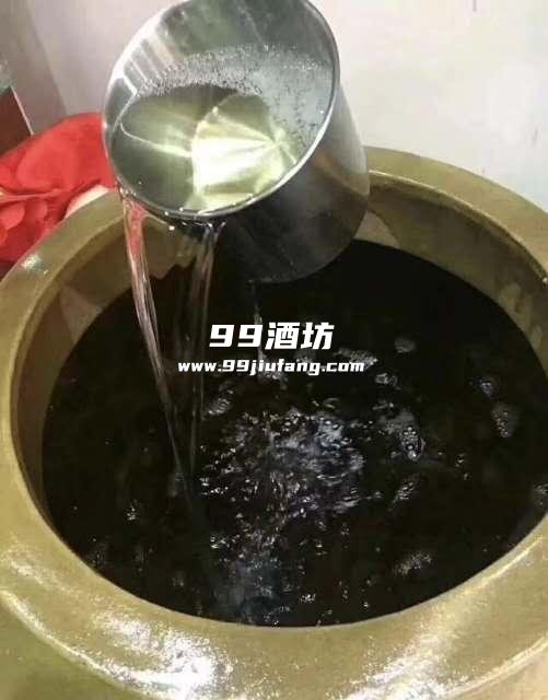 特香型白酒的口感特征和味道？
