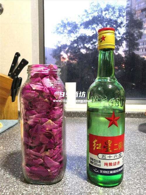 白酒中可以加点玫瑰吗？ 