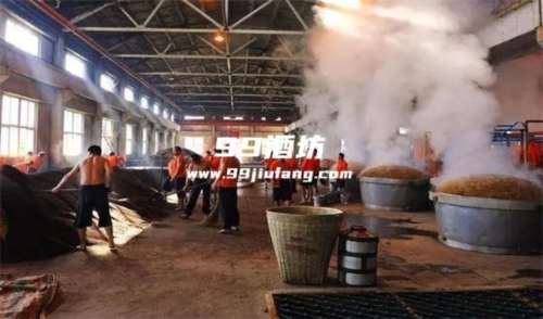 白酒是怎么成固态法的