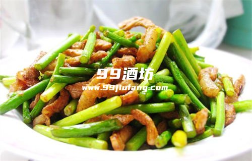 炒猪肉可以加白酒吗
