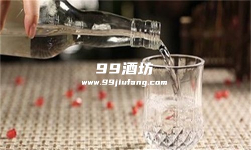 酱香酒可以和浓香型白酒混在一起喝吗