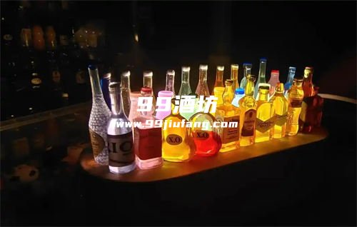 白酒瓶子能做小台灯吗