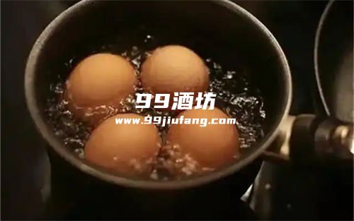 白酒里面可以放生鸡蛋吗