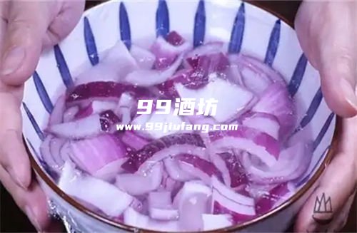 白酒白醋泡洋葱擦头皮有什么用