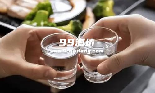 喝白酒时全身嗡嗡响是为什么