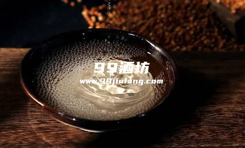 液态法发酵的酒不是勾兑的白酒吧