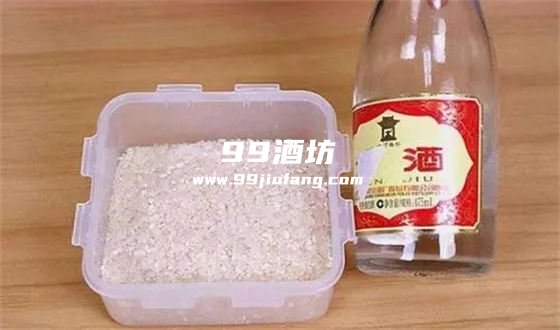 自己酿造白酒用什么清洗酒瓶？人久久教你几招