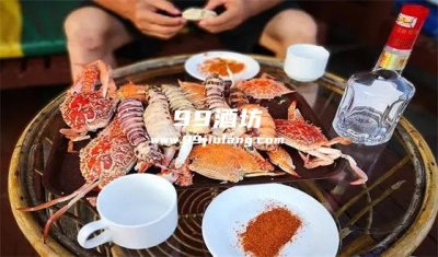 吃海鲜喝了白酒难受怎么解决