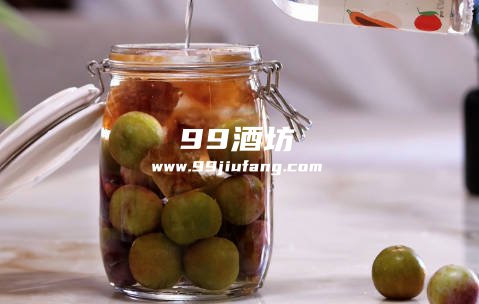 水果可以和酱香酒一起泡吗，人久久白酒告诉你