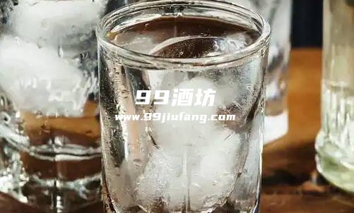 有的白酒买回来为什么要放冰箱