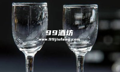 白酒挂杯说明什么