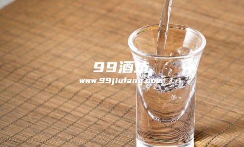 白酒挂杯说明什么