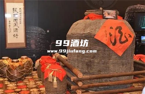 什么物体会导致白酒颜色发黄