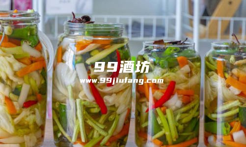 白酒放在泡菜里面什么作用