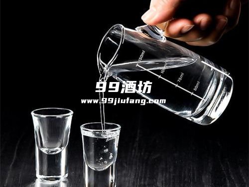白酒杯推荐适合年轻人的款式