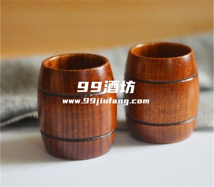 传统老手艺制作白酒杯