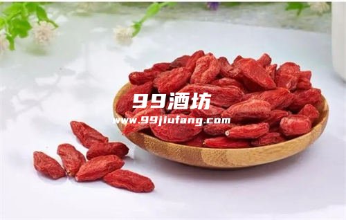 长期喝白酒喝点什么好呢