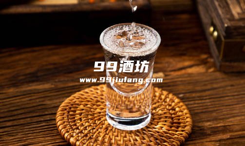 一般白酒的味道大好还是小好，人久久白酒告诉你