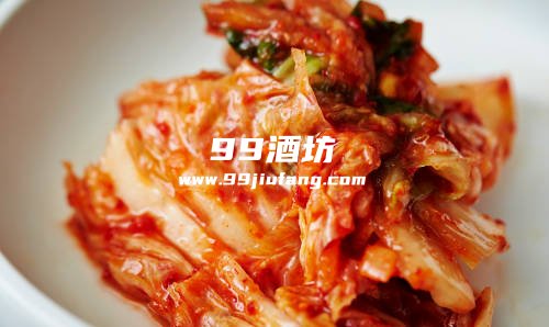 在泡菜制作过程中加什么白酒效果好，人久久白酒告诉你