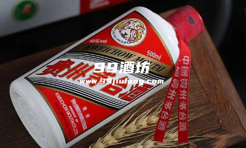 白酒配料表里食用香精是什么回事，是勾兑酒吗
