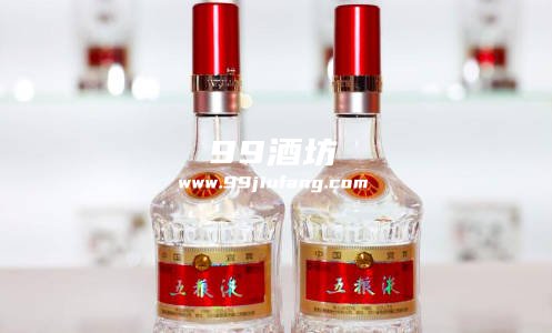 汽车里面倒入白酒会着火吗 汽车里面倒入白酒会着火吗