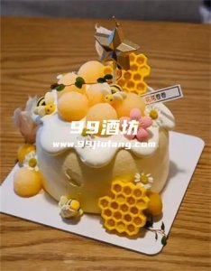哪些食物和药品不适合与白酒同饮？ 